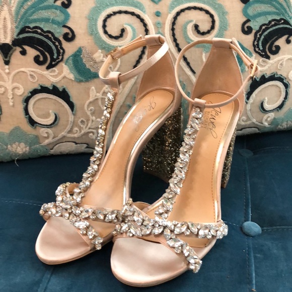 Badgley Mischka Shoes - Jewel by Badgley Mischka size 7 cocktail shoes